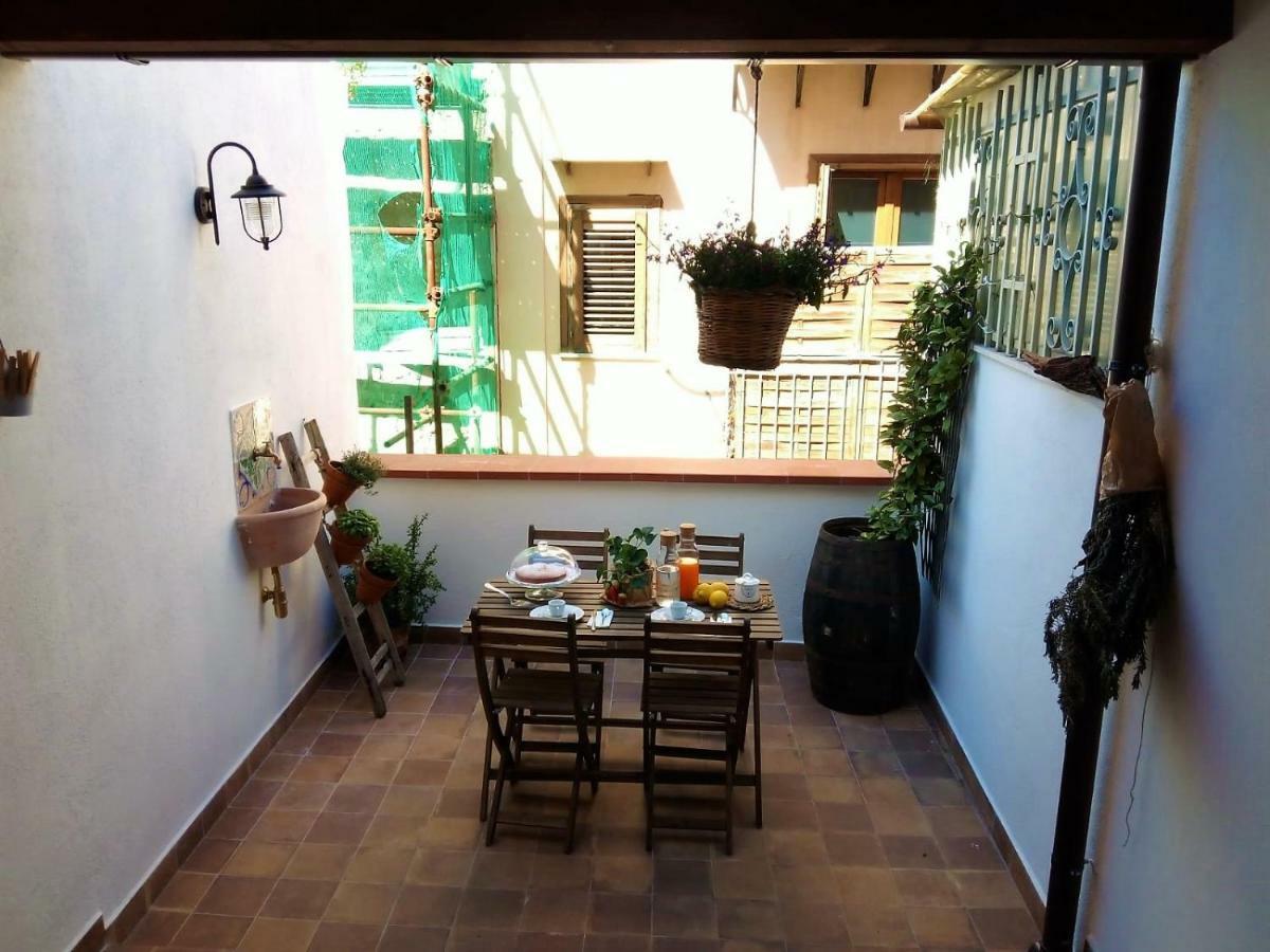 Il Terrazzino Sul Kemonia Lägenhet Palermo Exteriör bild